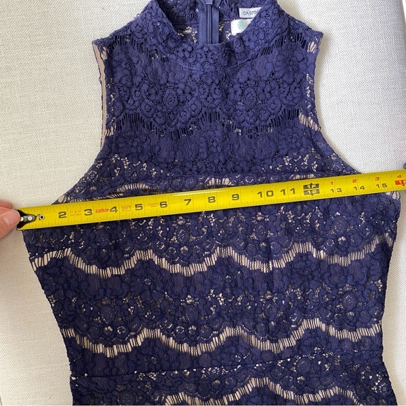 Elegant Navy Lace Mini Dress XS - Picture 3 of 5